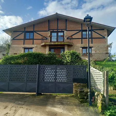 Solapetxea Con Sauna Проживание в семье *